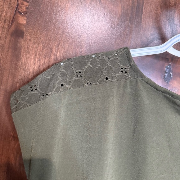 Michael Kors Green Smocked Cap Sleeve Blouse Womens Small - Picture 8 of 8